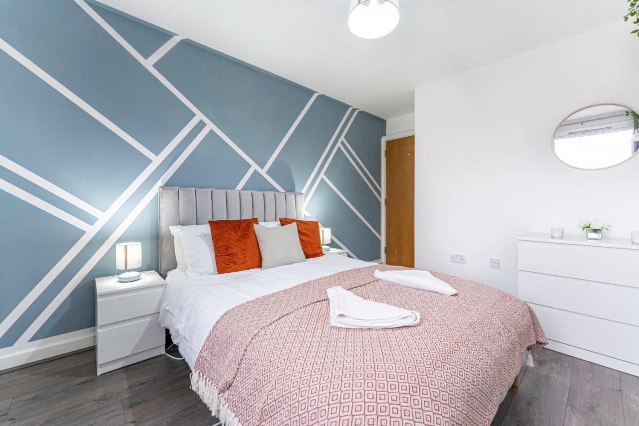 קובנטרי Jkg Property Solutions Presents Cosy City Apartment מראה חיצוני תמונה