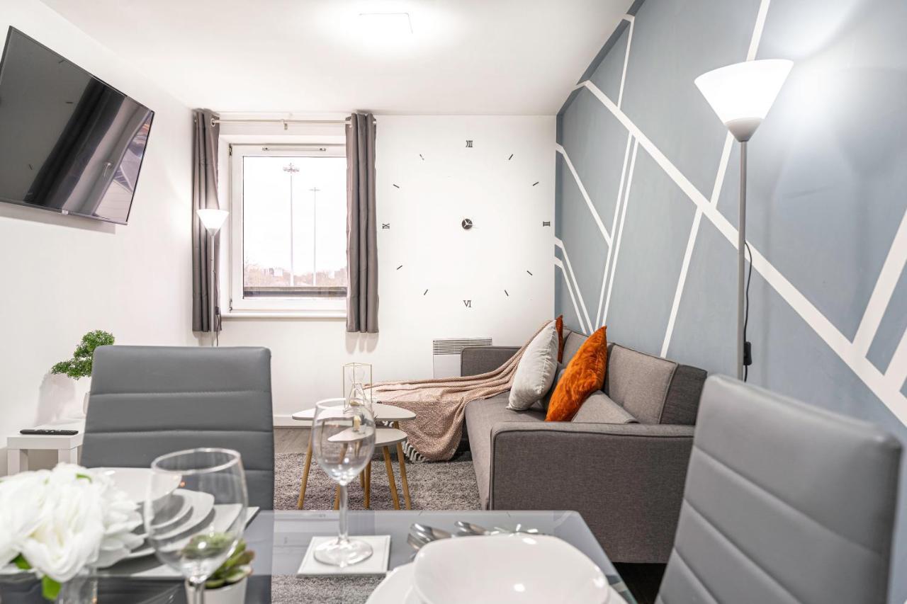 קובנטרי Jkg Property Solutions Presents Cosy City Apartment מראה חיצוני תמונה